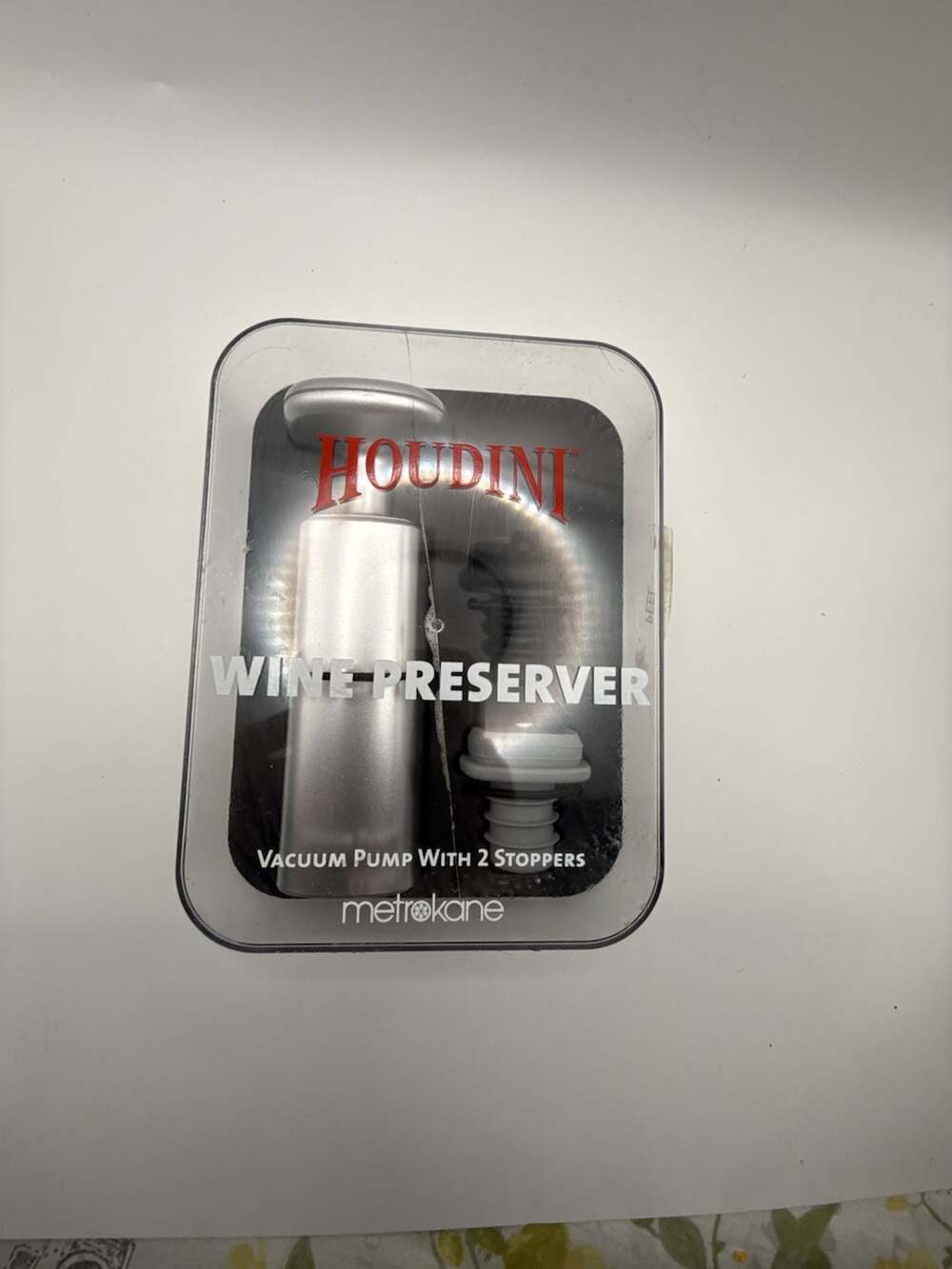 Houdini by Metrokane Wine Preserver Vacuum Pump with 2 Stoppers